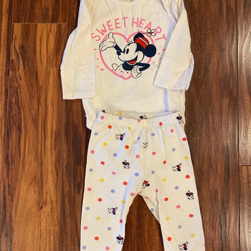 Disney Minnie Mouse Sweetheart bodysuit Onsie and Pants Set